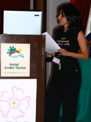 Elisa Prez Sacau, becaria doctoral, durante su presentacin