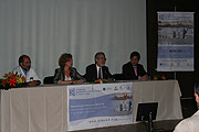 Presentación del Proyecto BIOCÁN con la Vicepresidente del Gobierno, María del Mar Julios y el recto de la ULPGC José Regidor. 