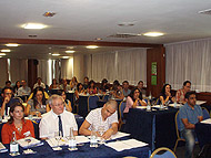 Foto 61.2 Panorámica de la sala de sesiones, con parte de los 75 congresistas.